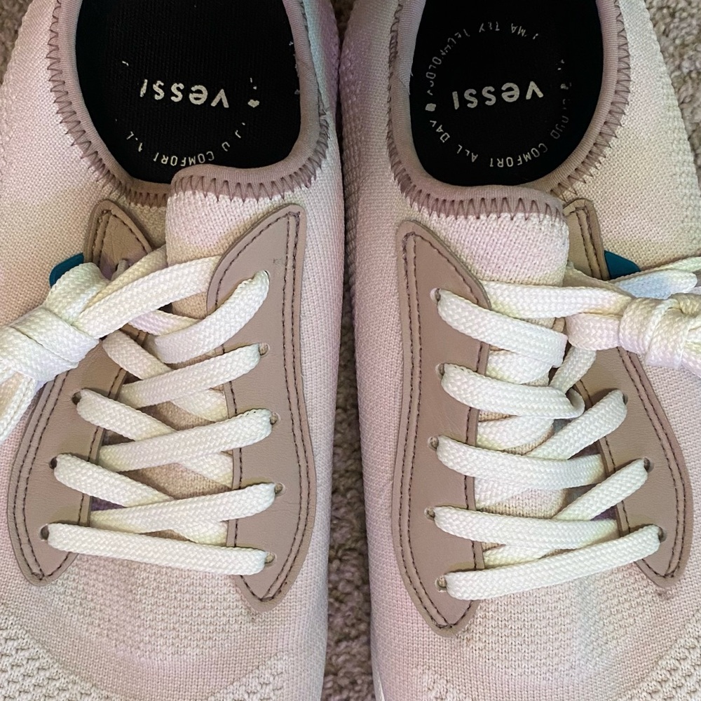 Vessi Women's Beige and White Sneakers